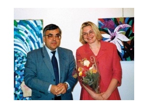 На выставке с послом России в Алжире Сергеем Вершининым. Алжир, 2002