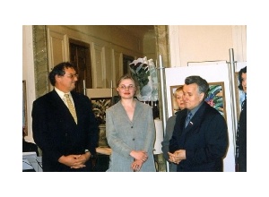Посол Новой Зеландии в России, Джеф Ворд, Наталия Панкова и губернатор Нижегородской области Иван Скляров на выставке в Москве. 2001